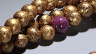 新疆维吾尔自治区|清-沉香封金108佛珠