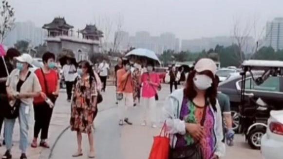 谢律自曝惊雷，杜新枝现场失控被赶出庭审，许妈感动落泪