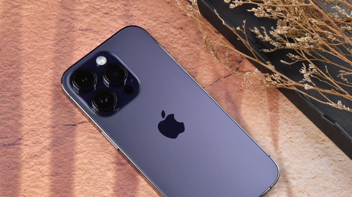 iPhone|都说iPhone是最流畅的手机，我看不见得吧？