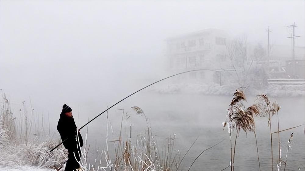 |北方冬季怎么钓好鱼？别动不动就封杆，这几点做好了照样上鱼