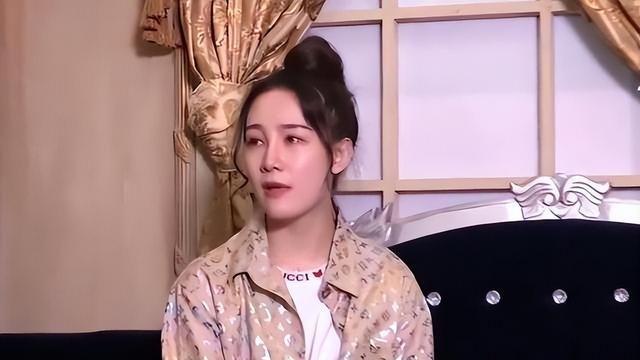 28岁美女相亲回顾，要求男子买170万奔驰，坦言没钱的男人不考虑