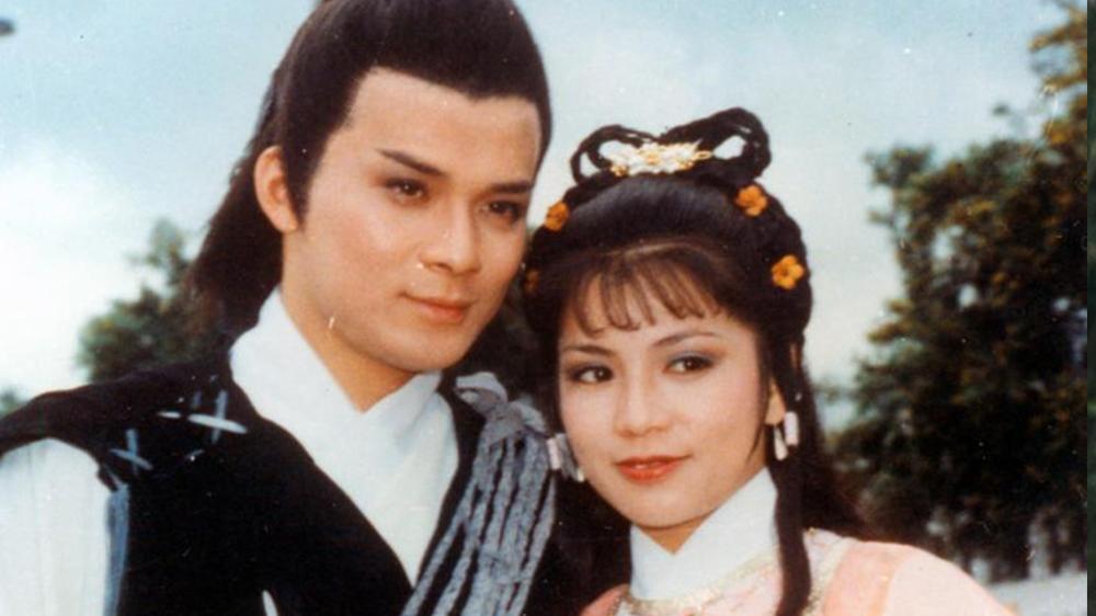 郭靖|新射雕英雄传：郭靖演员路透，20岁的她饰演黄蓉，相差5岁像父女