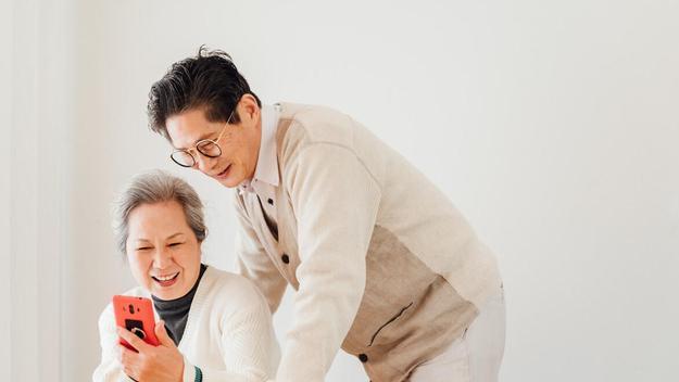 妈妈车祸后都是我照顾，老房子拆迁款下来后，弟弟和弟妹的举动太让人意外