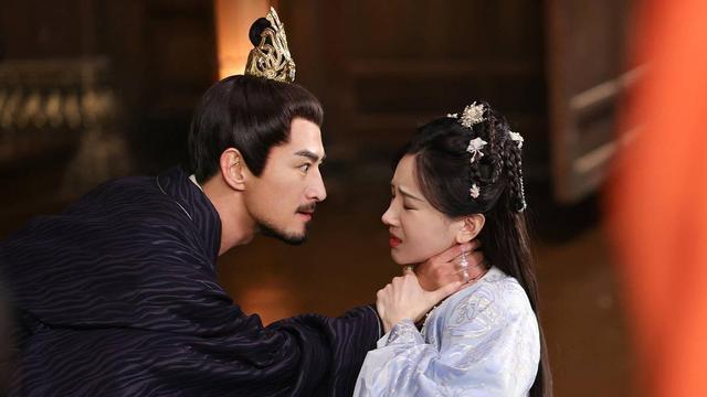 尹嵩|《卿卿日常》：尹嵩将败与赵芳如之手，被父亲厌弃