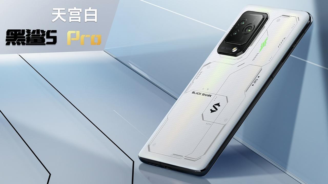 游戏手机|游戏手机也内卷，黑鲨5系列强势来袭，拯救者Y90和红魔7不慌不忙