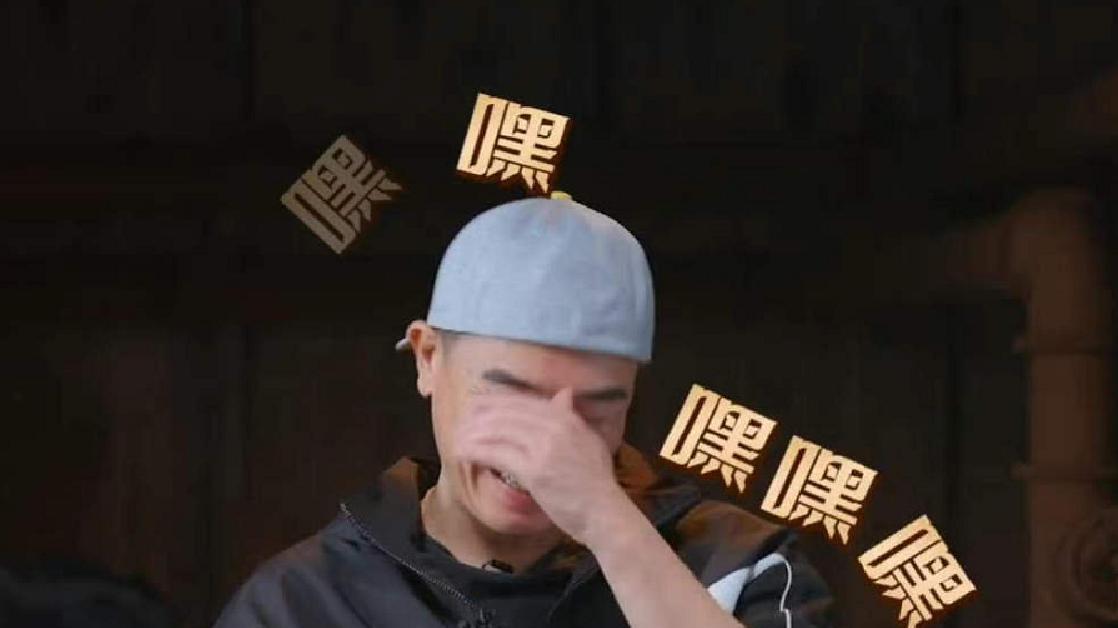 陈小春|看完陈小春对当大队长的执念后，才明白什么叫“男人至死是少年”