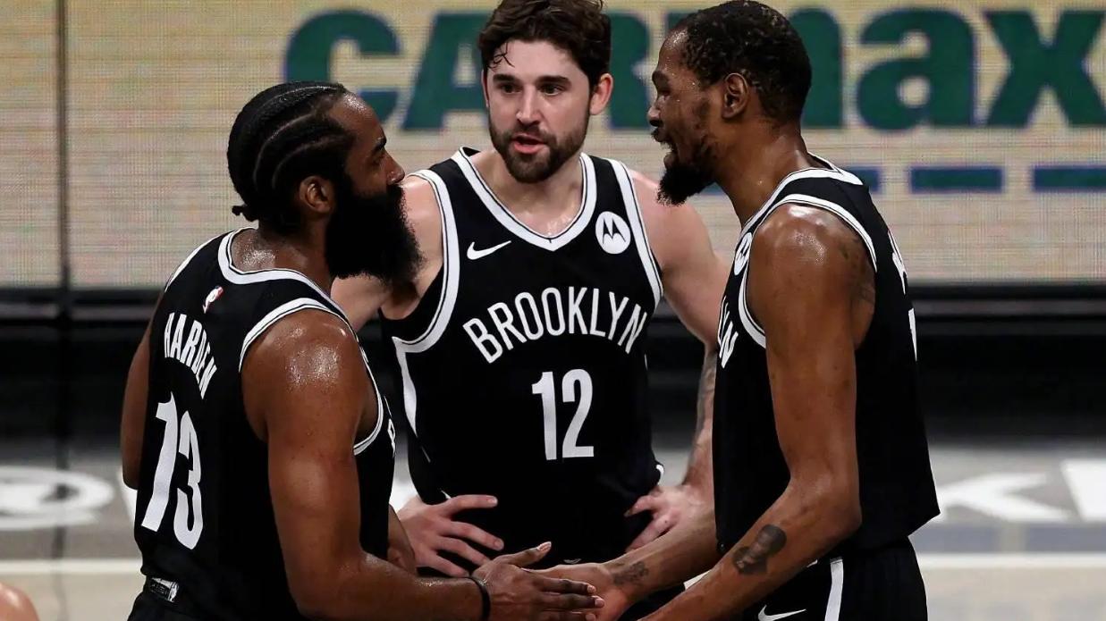 升三巨头阵容！美媒：2换1交易曝光，杜兰特得到帮手，成夺冠热门