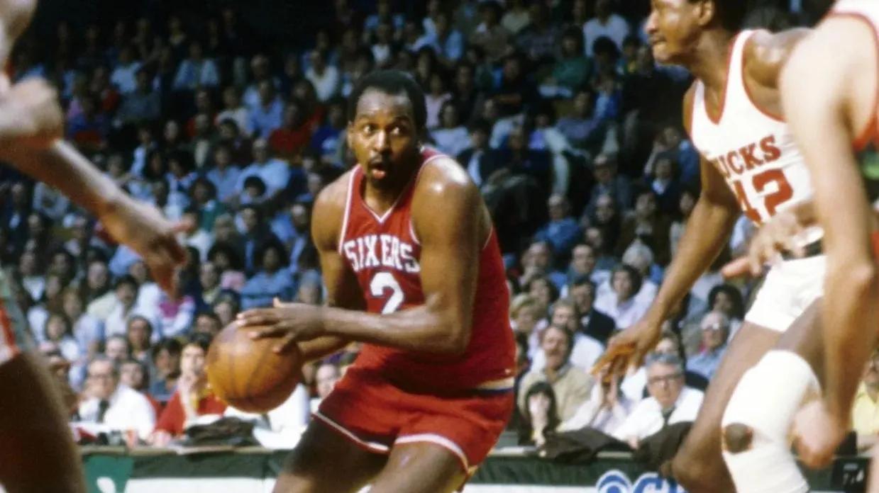 美媒列出了球衣被多支球队退役的15名NBA球员，哪个最令人惊讶