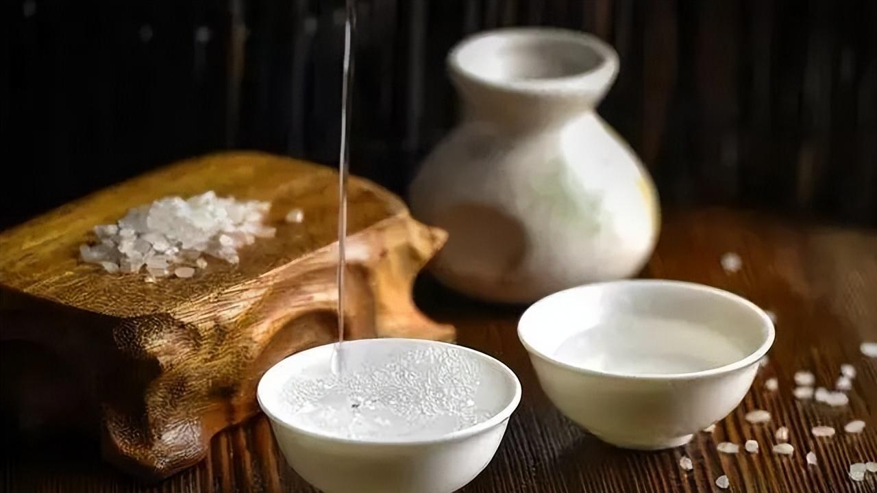 中秋节送酒，牢记“3送3不送”，不丢老传统，长辈看了才高兴