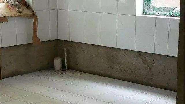 卫生间贴瓷砖，选择墙压地还是地压墙，看完你就懂了