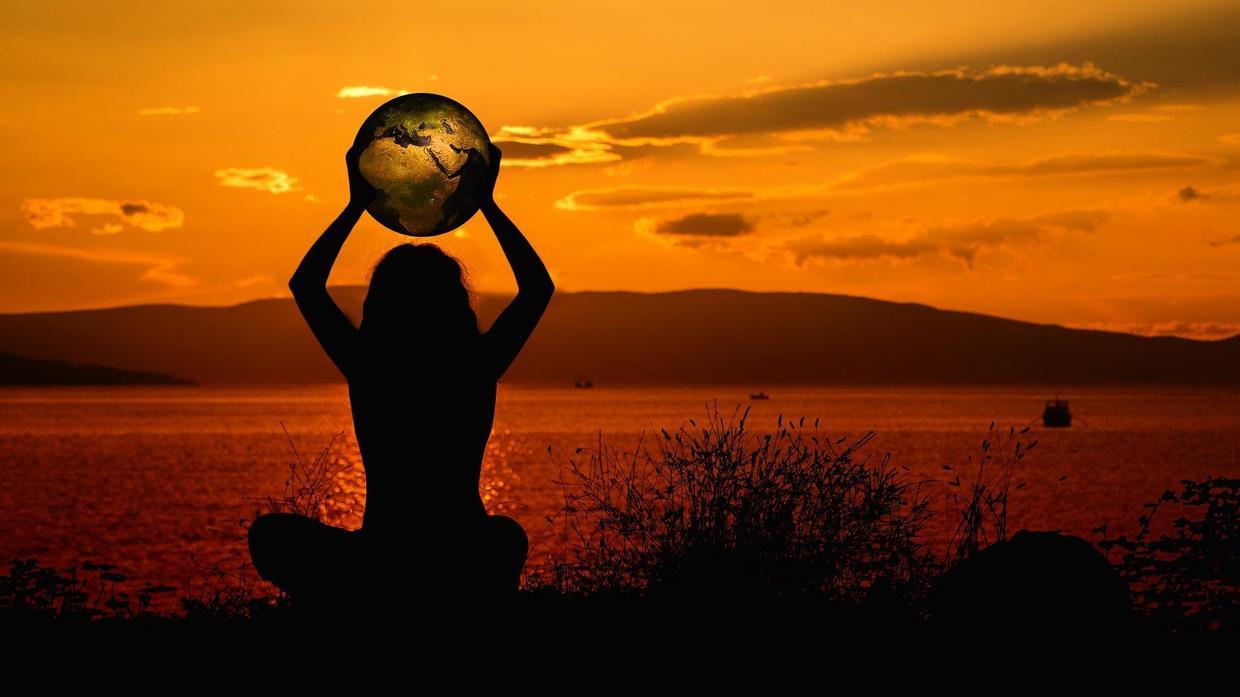 |普通用户如何利用小红书赚钱呢？小红书的流量是真的吗？