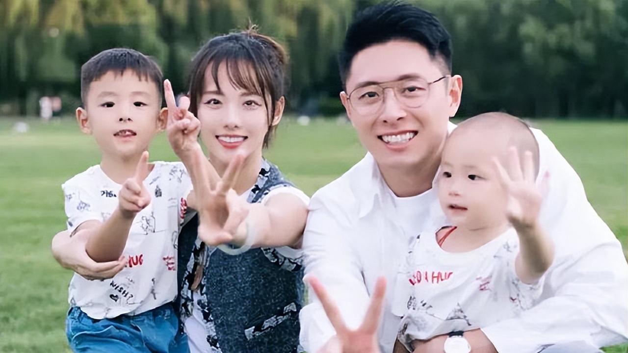 张嘉倪|张嘉倪回应：爱得起放得下，疑似已离婚，女当事人也关闭账号