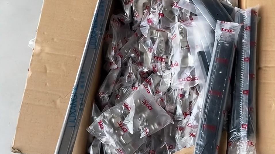 定制衣柜的6条建议！多花几百元预算，多用十年你的柜子都不会坏