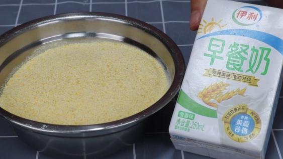 玉米面|1碗玉米面，1盒牛奶，不蒸不炸，营养健康美味，实在太香了