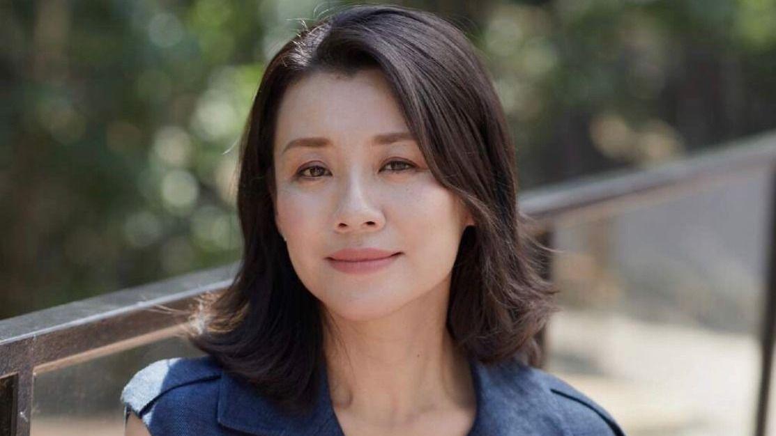 按摩 女人的“衰老感”不只因长相，还有4点才是根源，中年阿姨要注意