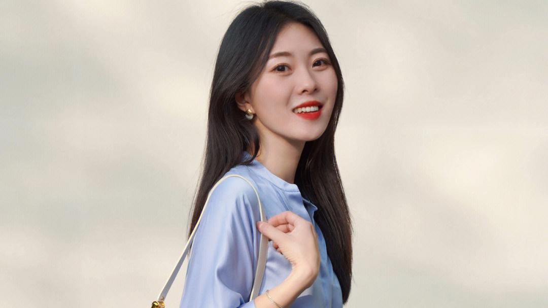 穿衣搭配|职场通勤怎么穿洋气又舒适？看看这些搭配造型，简洁干练又显气质