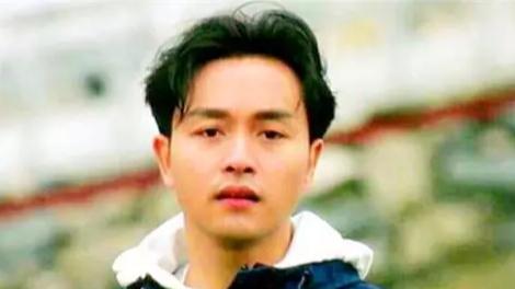 发型|百年间，男性发型有6次变迁史，06年的“洗剪吹”至今无法理解