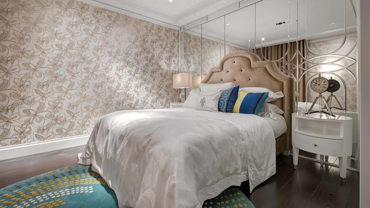 137平古典三居室端正稳健，富于变化体现出中国传统美学精神