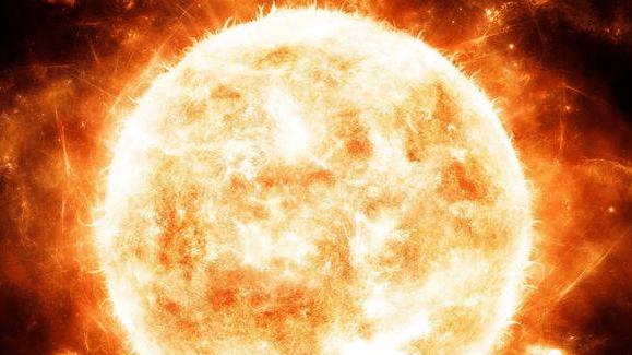 太阳周围又现“不明球体”？在太阳表面穿梭自如，是地球的35倍！