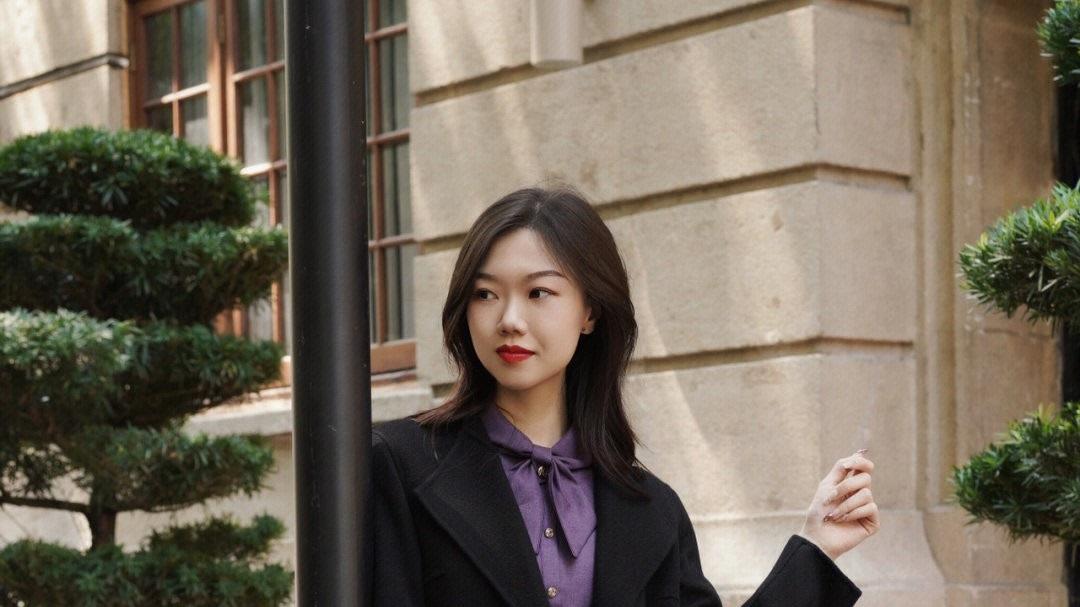 求职|通勤日常两不误，这几款简约的日常穿搭，让你秒变职场女王