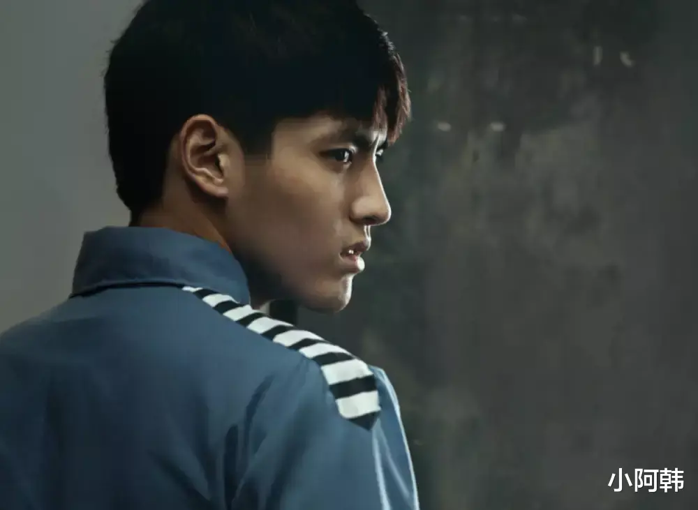 吴亦凡|?吴亦凡有颜有钱，不用主动去追都有女人追，为何要选择强来呢？