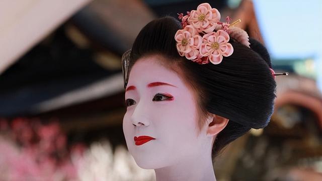 艺伎 历史上奇葩的妆容，超乎你的想象！日本艺伎妆竟来源唐朝女性？