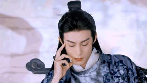 周洁琼|王鹤棣虞书欣《苍兰诀》现场代拍图曝光，正面硬刚连导演都拉不住