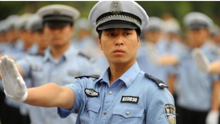 辅警|你怎么看待招聘辅警？退役战友去当辅警，究竟好不好？