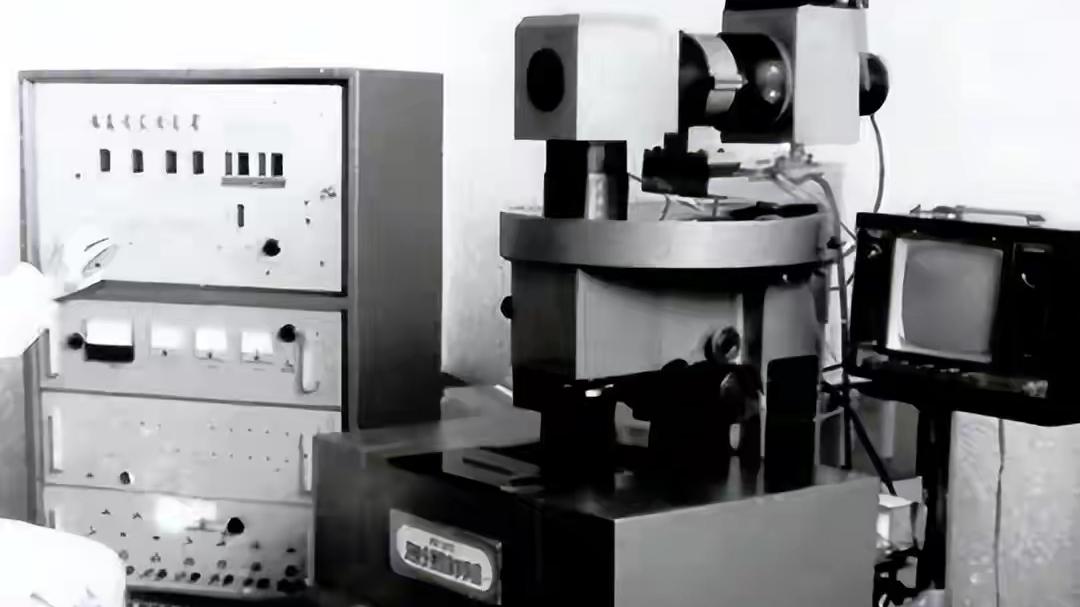 阿斯麦尔|出货！ASML态度强硬，外媒：被老美“逼”到了这个地步？