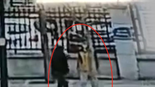 揪心！广东一20岁女子当街被捅身亡，嫌疑人已落网，警方回应了