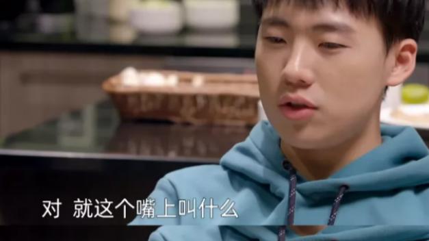 郭麒麟|记者故意刁难郭麒麟：“如果遇到曹云金，你会打招呼吗？”他的回答堪称经典