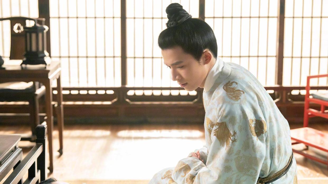 于正|于正2部古装言情剧来袭，力捧两位美女小花，你更加看好哪一位