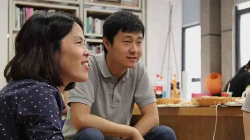 大衣|大学辅导员招聘相继开启，薪资待遇很不错，这些条件学生要满足