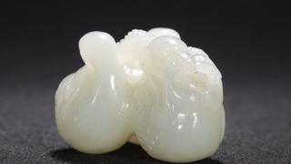 |清-和田玉鹅雕件。