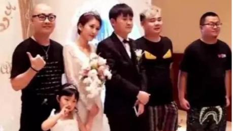 备孕|临床开发COS大招备孕成功？抽象+刀塔一姐婚后五年终于怀胎喜极而泣！