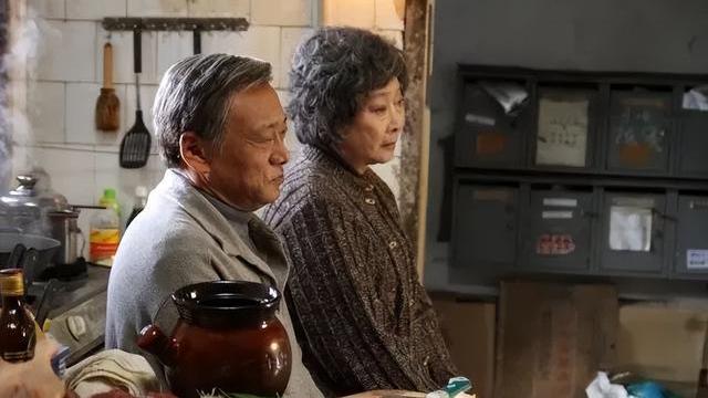 考研|“新型啃老”正在蔓延？父母“蒙在鼓里”，还经常炫耀子女有出息