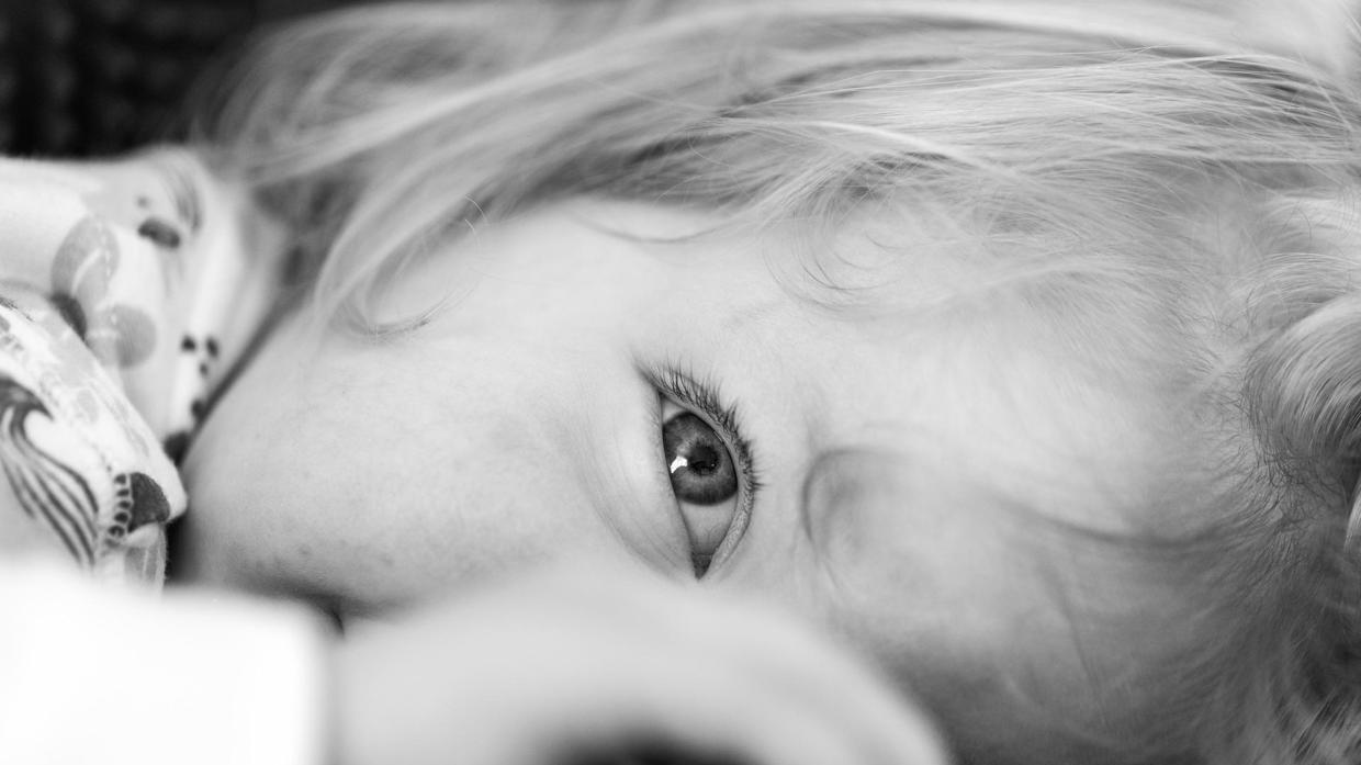 自媒体|17天拍视频收益2594，涨粉15012，从中摸索的两点干货很管用