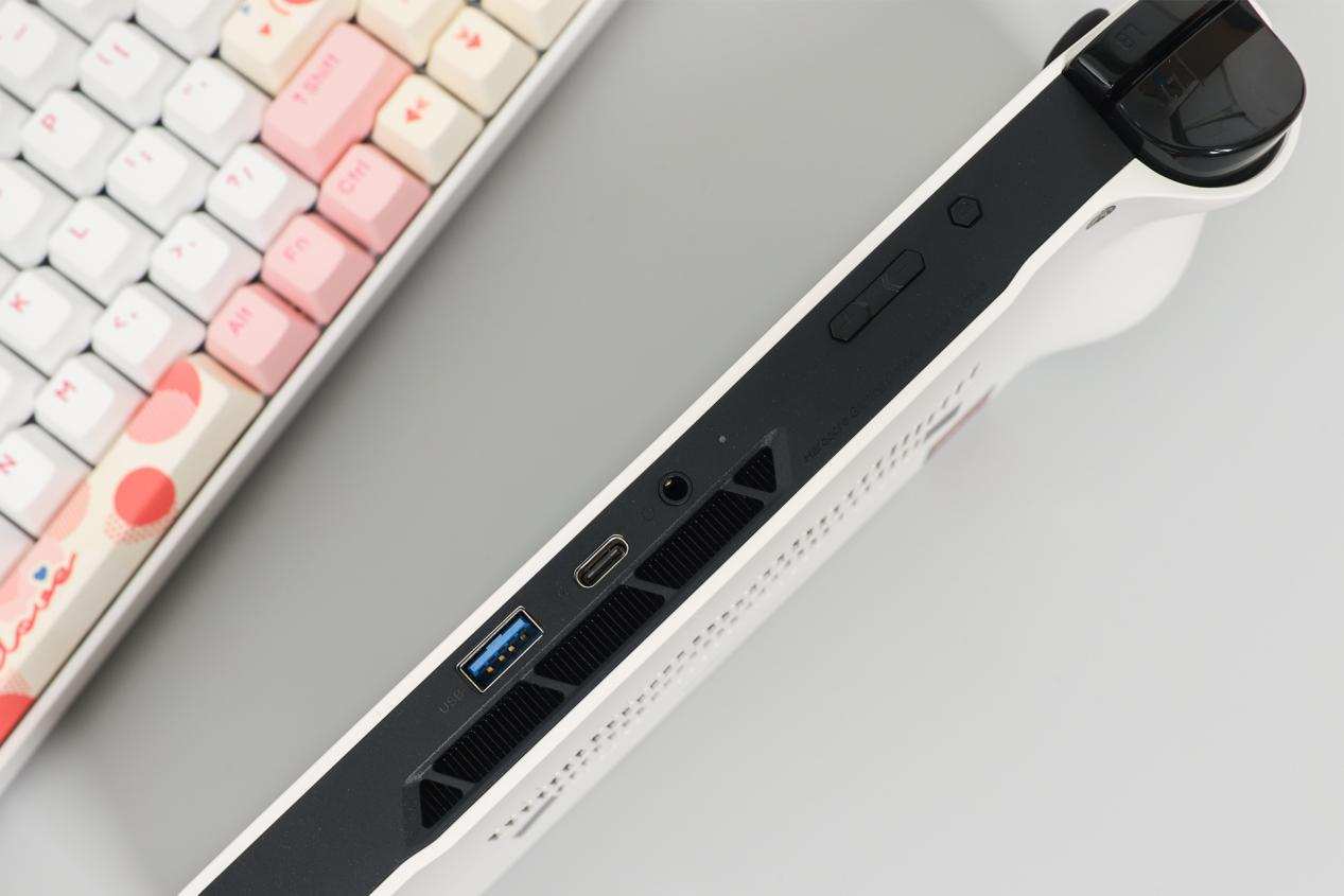 显示器|PC掌机“OnexPlayer mini”优雅白图赏：搭载锐龙R7 5800U