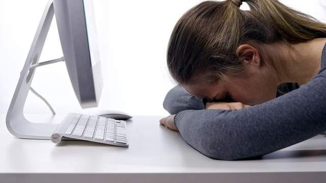 |程序是我老公帮我做的，跟公司没有任何关系，我凭什么要留给公司