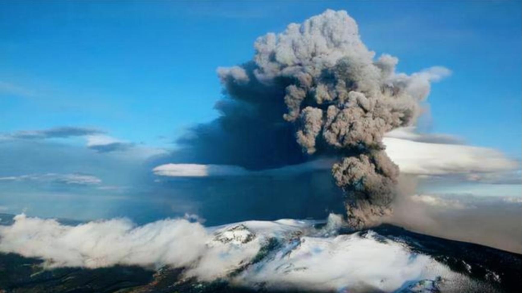 海底火山爆发到底有多可怕，为何海水浇不灭火山？