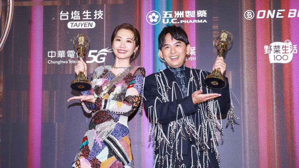 我们的歌|金钟得奖靠运气？当5人评审组成那刻，谁去谁留已经明确