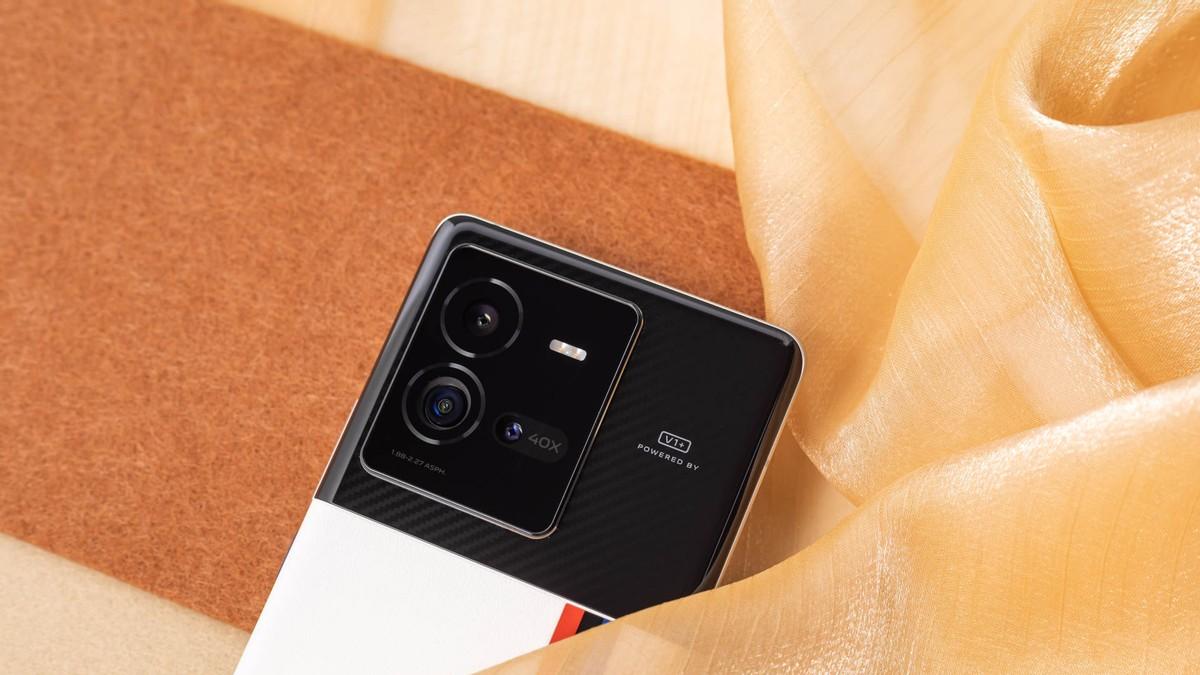 iqoo10|iQOO 10 Pro全面测评：亮点突出、表现全面的旗舰标杆