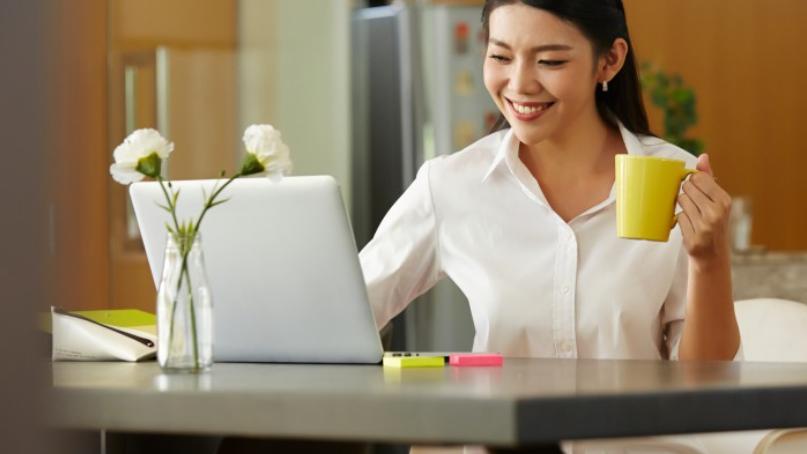 |工作再恼人也笑脸迎人？四个步骤化解职场上的负面情绪