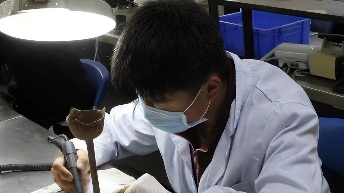 甘肃|甘肃一公务员岗位无人问津，和工资关系不大，其中原因令人心酸