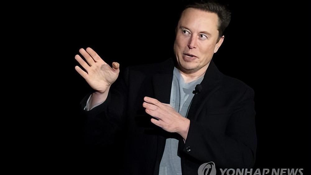 伊隆·马斯克|马斯克在推特上拥有 1 亿粉丝，马上可以超越C罗！