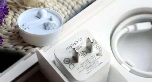 华为|都2022年了，6年前的骁龙625还能流畅用多久？不玩游戏，能用3年