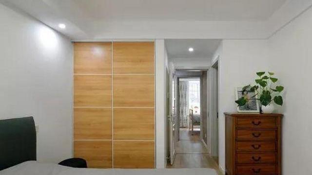 装修155平米三居室，极简风格，全屋使用\大白墙\，采光效果级棒