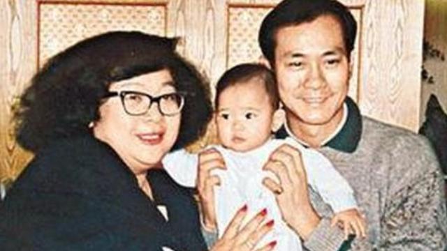 郑欣宜 一顿饭吃7个鲍鱼，从200斤减肥到108斤，现在郑欣宜怎么样了？