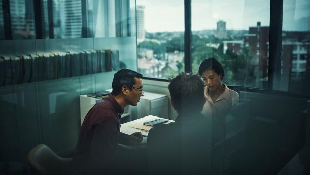 |职场上有这三种表现，往往是领导在暗中观察，你不妨对照下