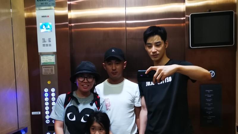 庞瀚辰|庞瀚辰拥有阳光的外表，也具备高潮的演技，却活得非常低调